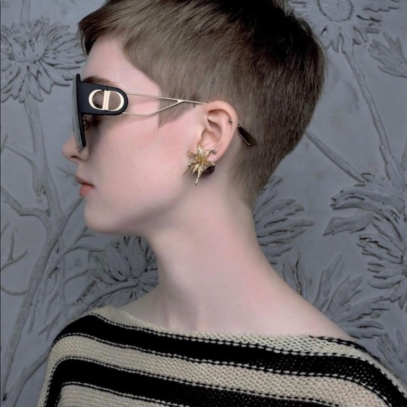 Dior 30 Montaigne Sunglass black/Gold - Picture 10 of 11